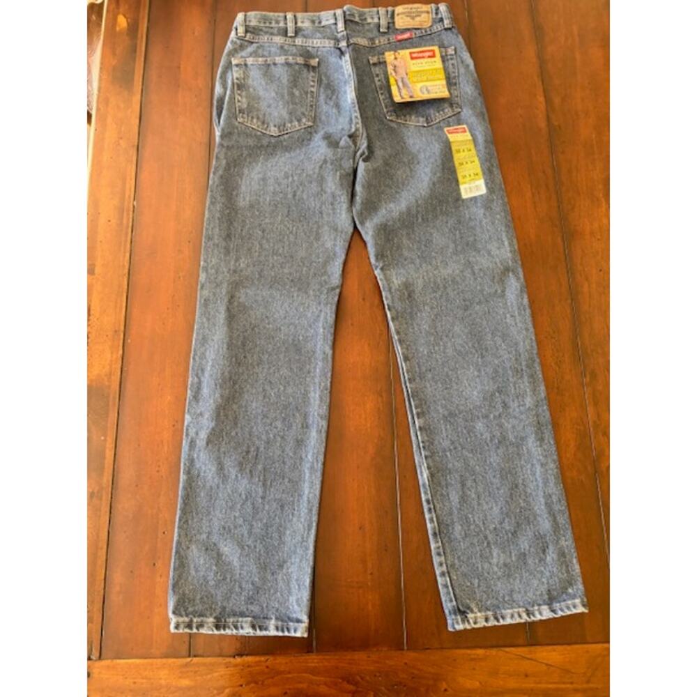 Wrangler Men's Size‎ 35x34 Regular Fit Wrangler Blue Denim Jeans - Picture 2 of 5
